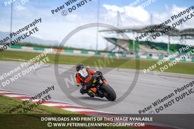 Sepang;event digital images;motorbikes;no limits;peter wileman photography;trackday;trackday digital images